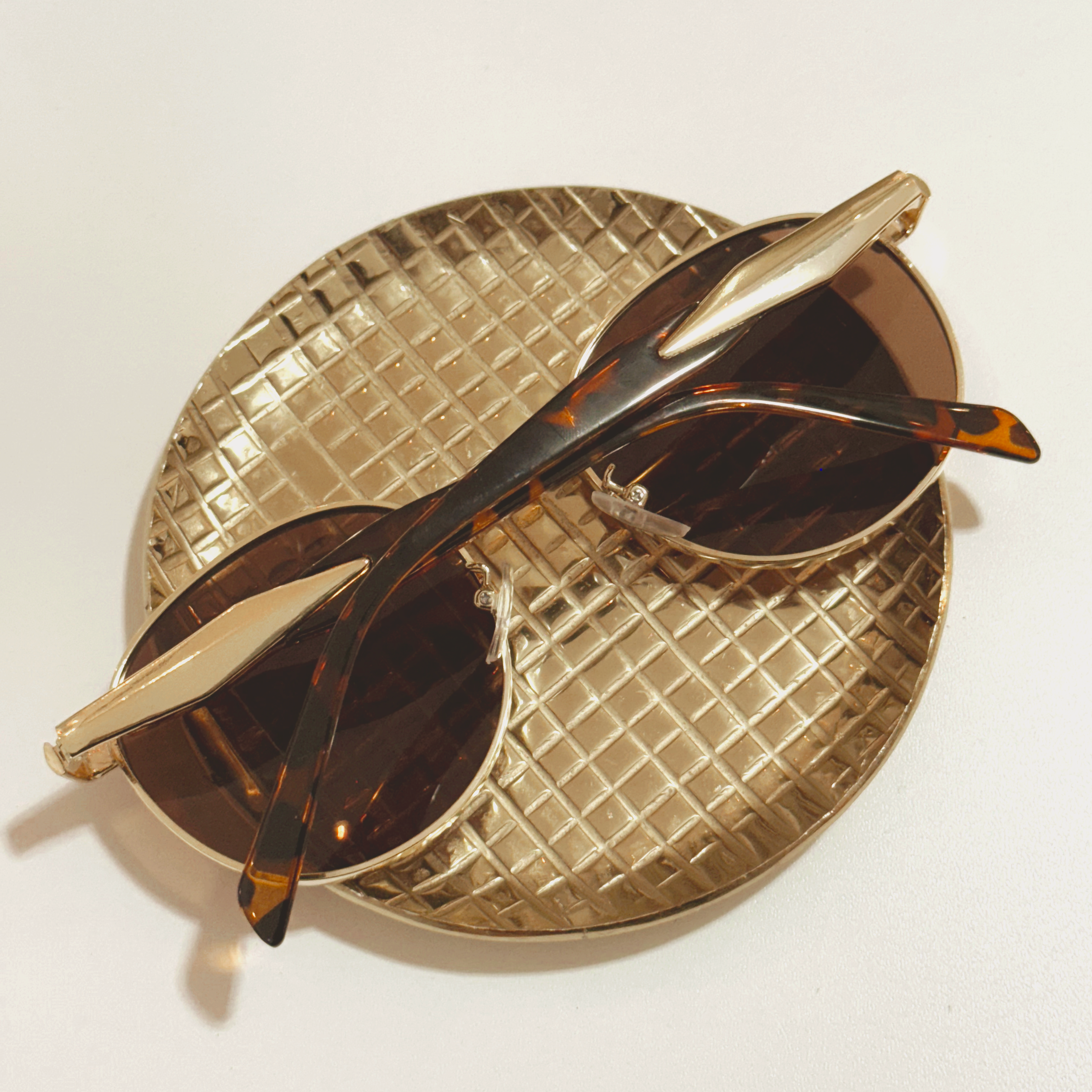 SUNSET SUNGLASESS