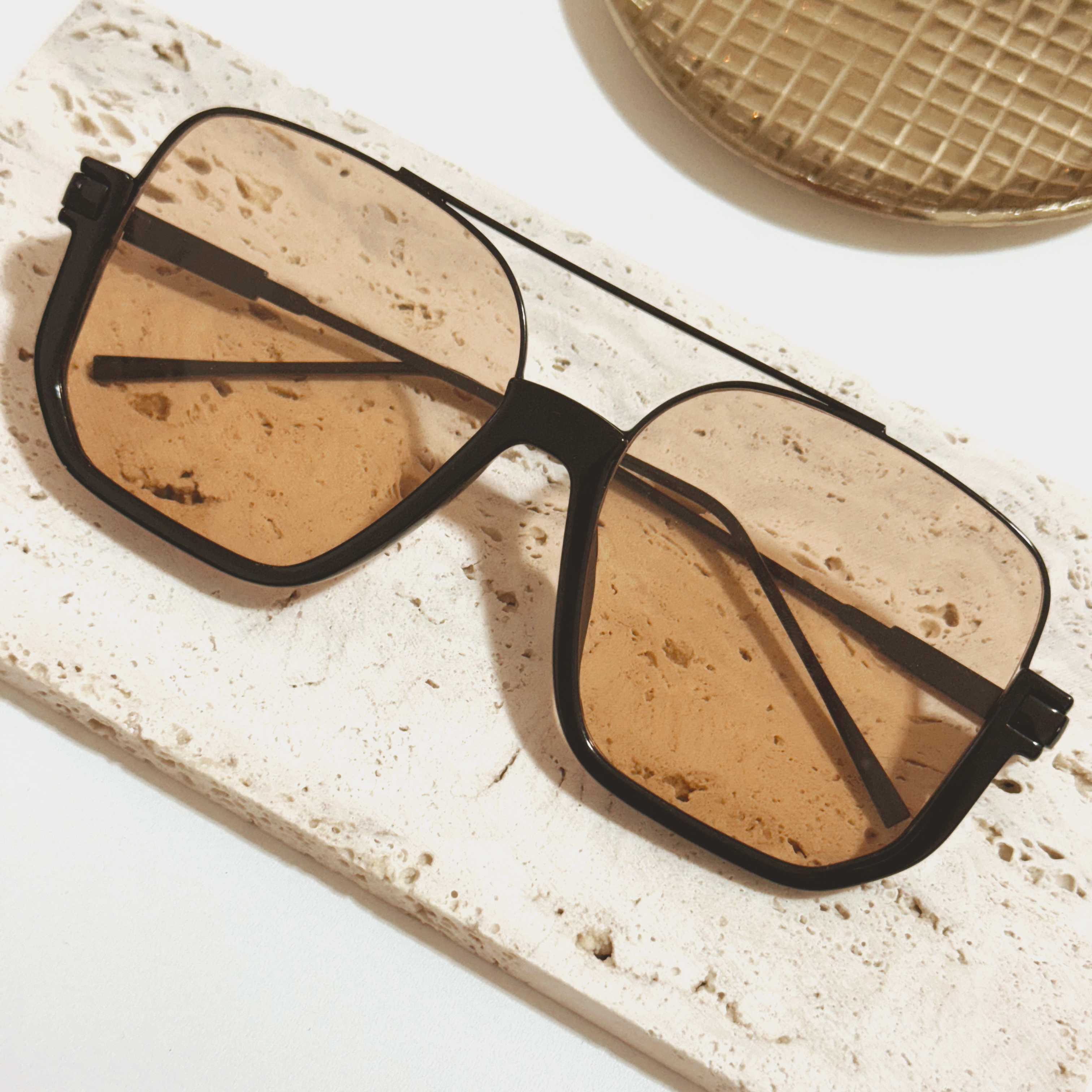Palomino Sunglasess