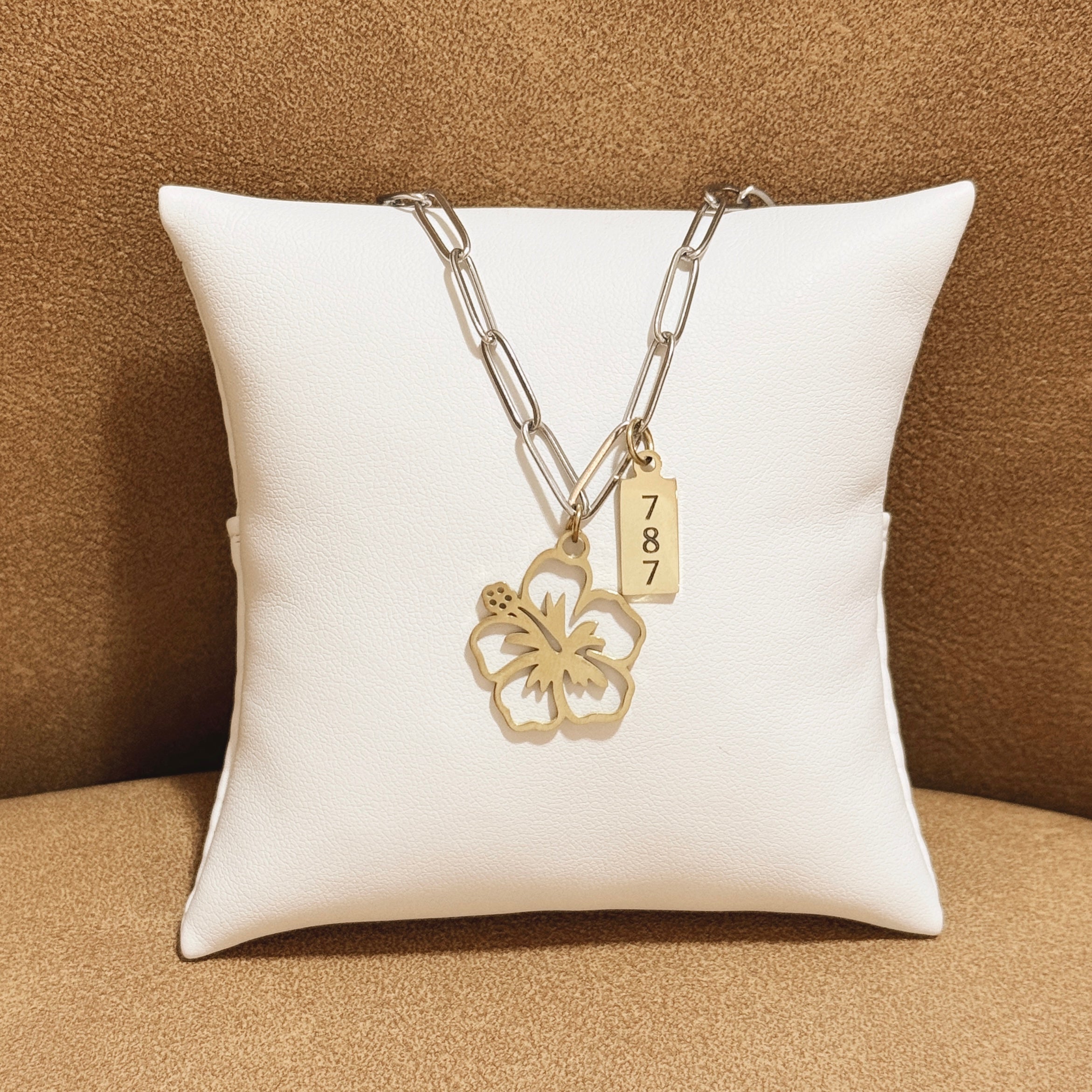 787 Tropical Necklace