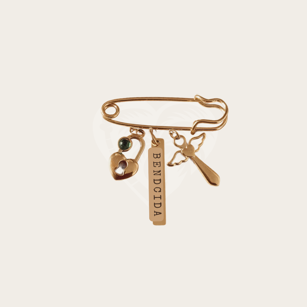 Bendecida Pin
